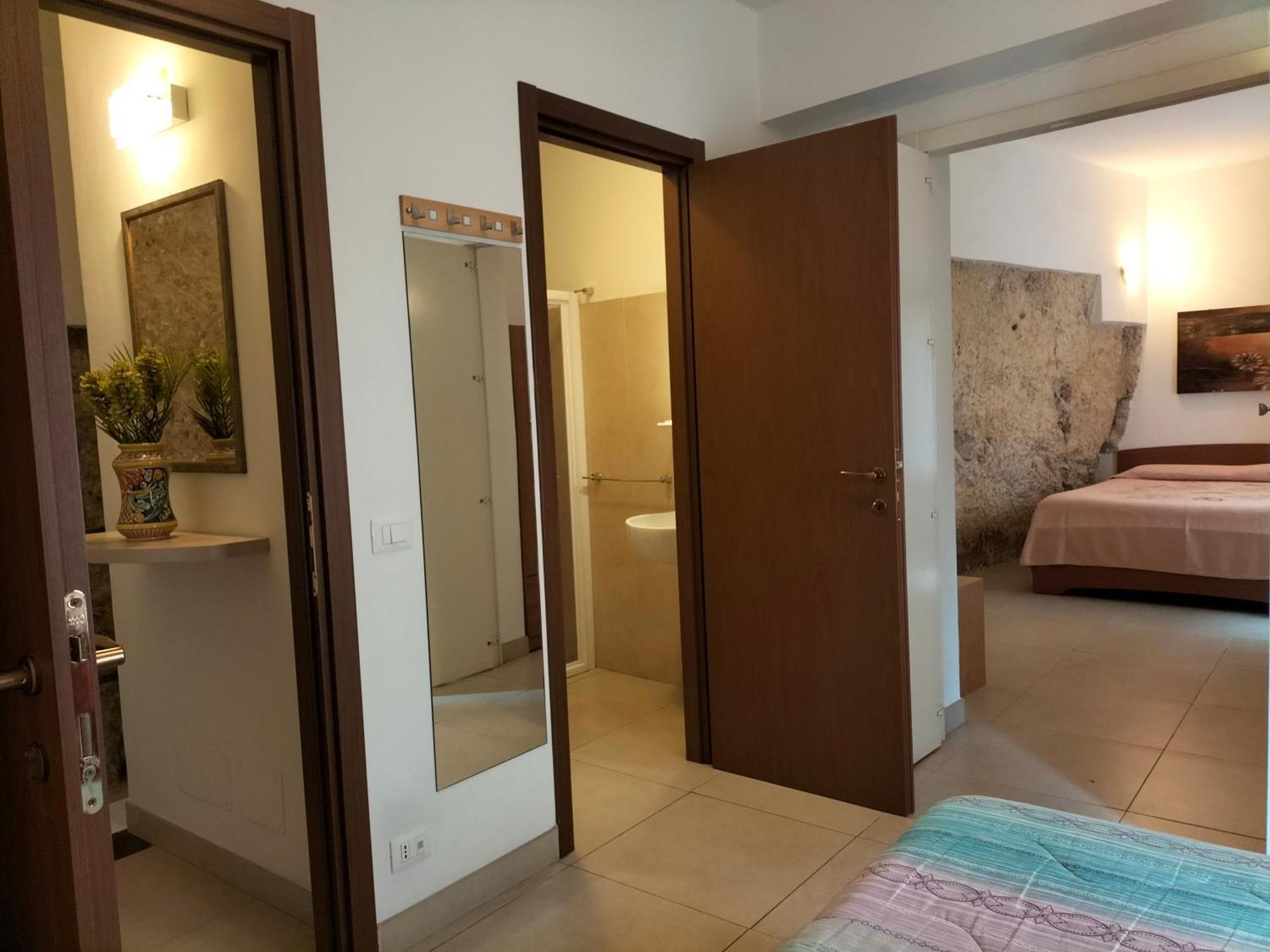 San Filippo Neri - Camere Ragusa Exteriér fotografie